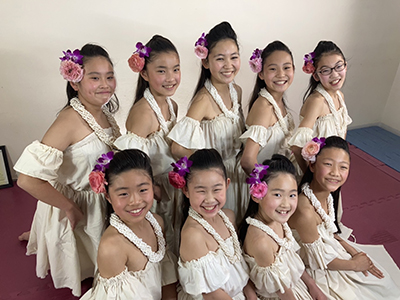 Hi'ilei Na Manu Iwa Na Pua Hala O Chigasaki